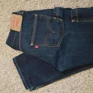Levis Jeans, Dark denim, size 33 32
